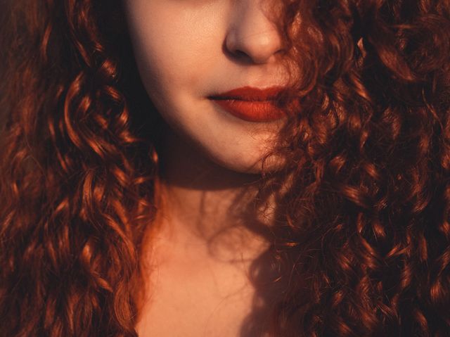 Why Curly Hair Needs a Different Comb, Not Just a Different Routine