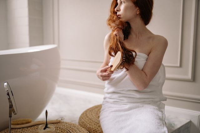How to Use a Scalp Brush With Your Hair Loss Routine (Without Overdoing It)